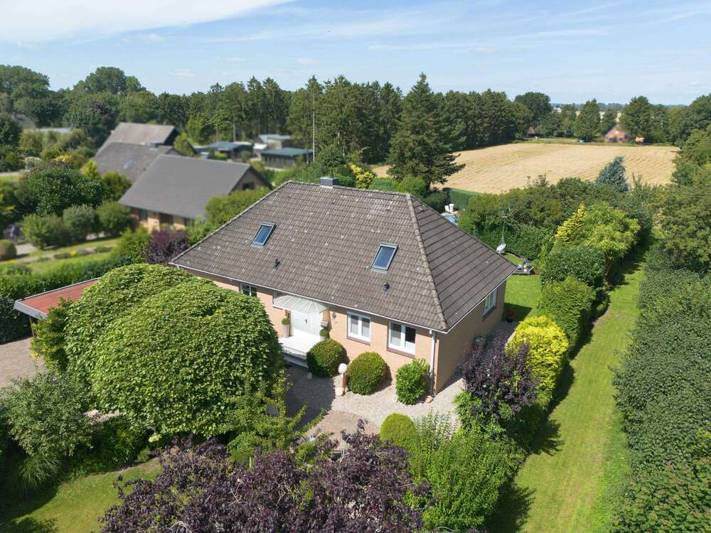 Thumbnail-Haus zum Kaufen in Heiligenstedtenerkamp 695.000,00 € 173 m²