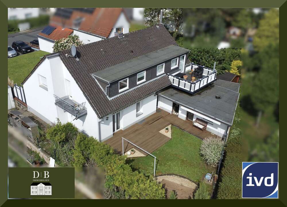 Thumbnail-Haus zum Kaufen in Niederkassel 669.990,00 € 224.6 m²