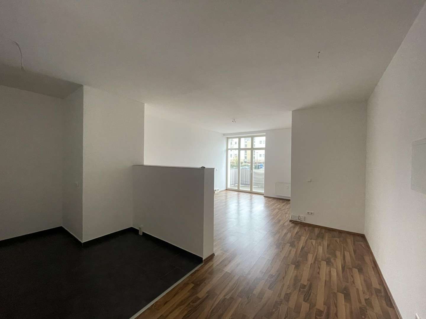 Thumbnail-Wohnung zum Kaufen in Magdeburg 85.000,00 € 49.12 m²