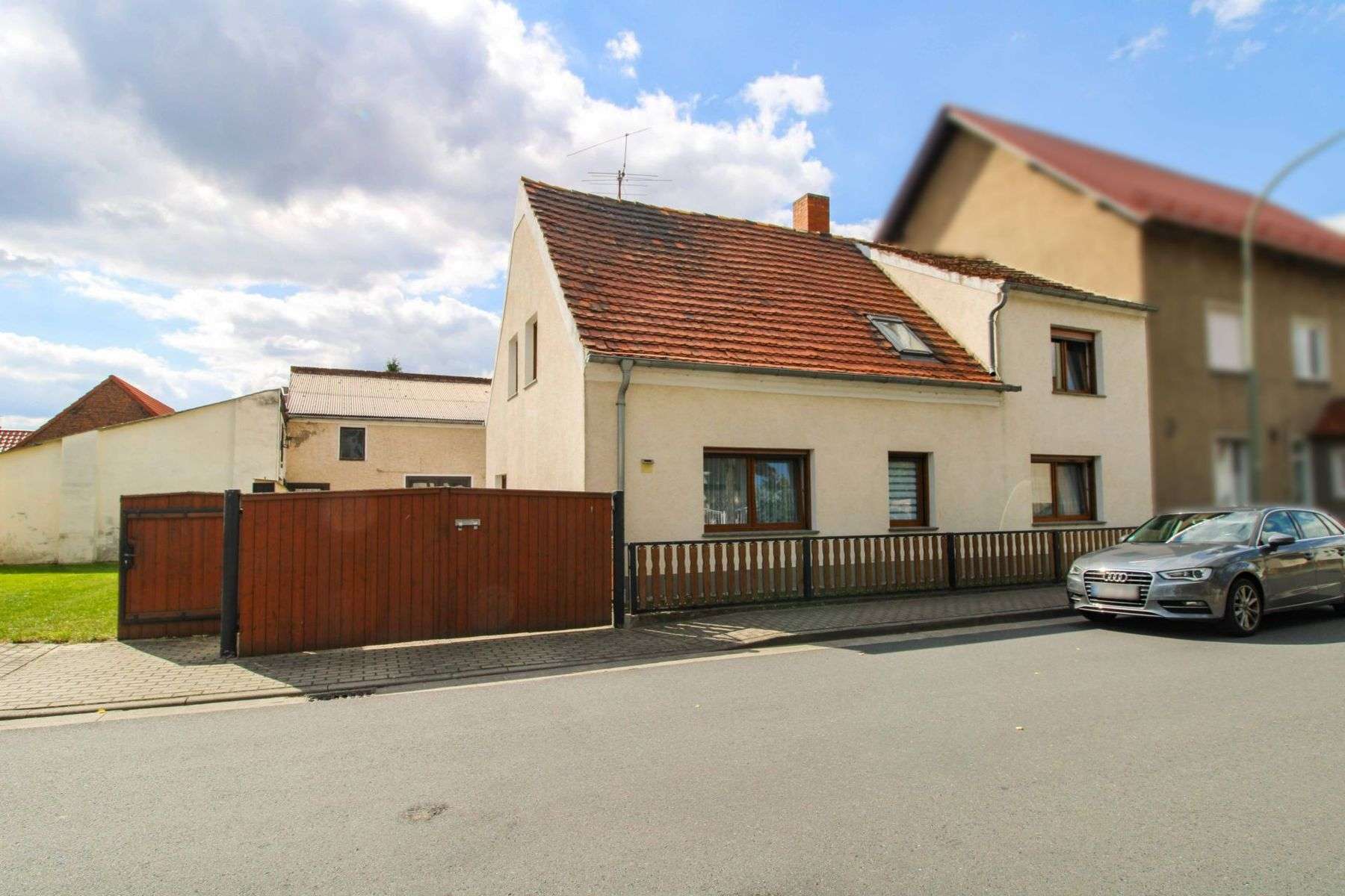 Thumbnail-Haus zum Kaufen in Annaburg 55.000,00 € 140.18 m²