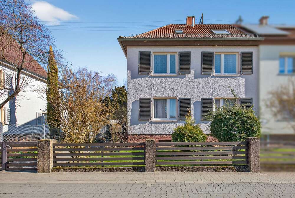 Thumbnail-Haus zum Kaufen in Karlsruhe 529.000,00 € 146 m²