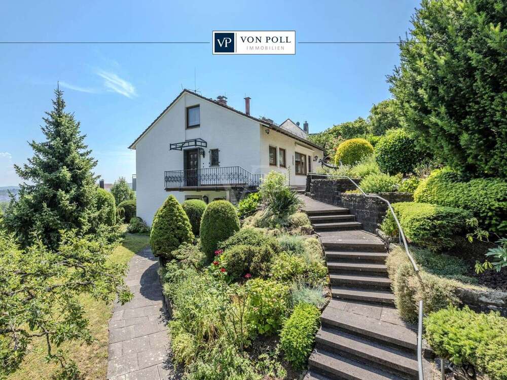 Thumbnail-Haus zum Kaufen in Stuttgart 1.490.000,00 € 221 m²