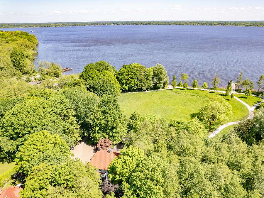 Thumbnail-Haus zum Kaufen in Bad Zwischenahn 1.350.000,00 € 329 m²