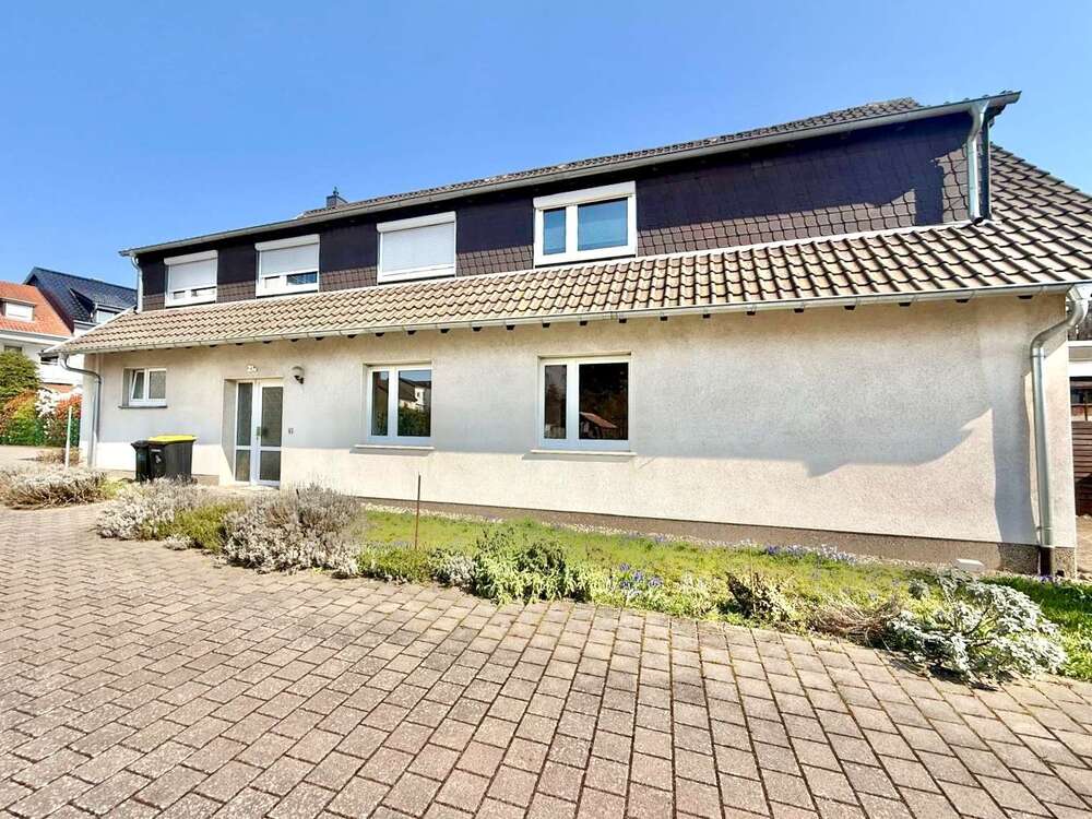 Thumbnail-Haus zum Kaufen in Homburg 590.000,00 € 230 m²