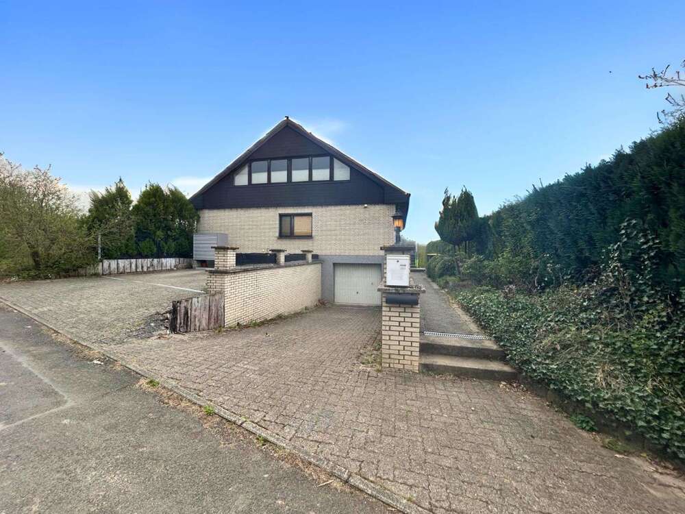 Thumbnail-Haus zum Kaufen in Rosdorf 350.000,00 € 176 m²
