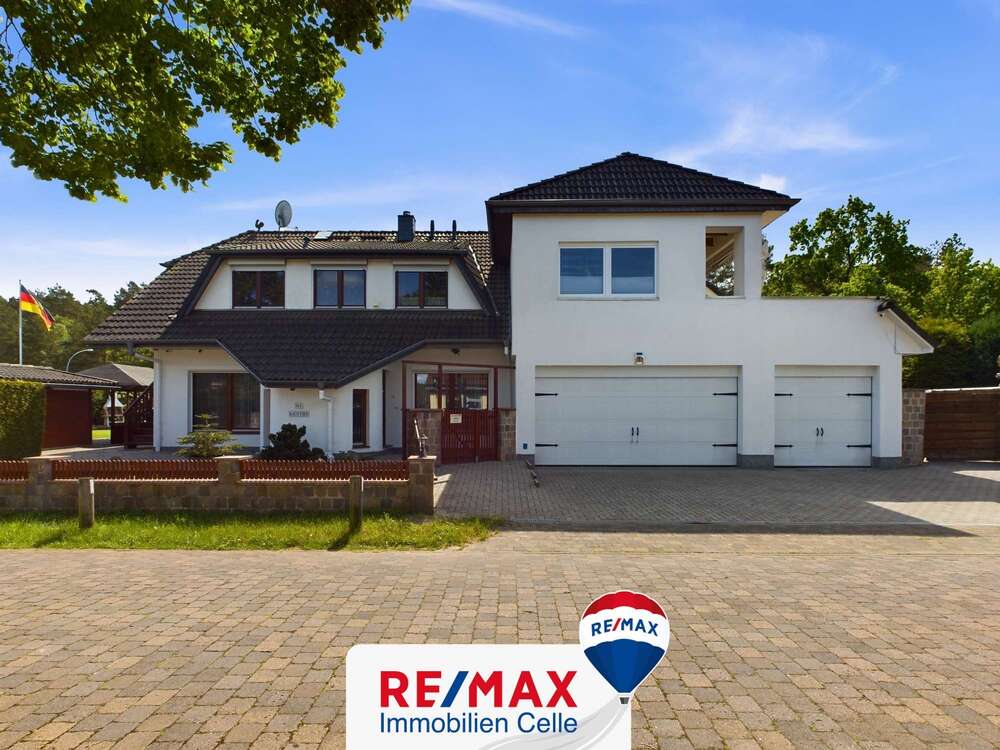 Thumbnail-Haus zum Kaufen in Hambühren 579.000,00 € 249 m²