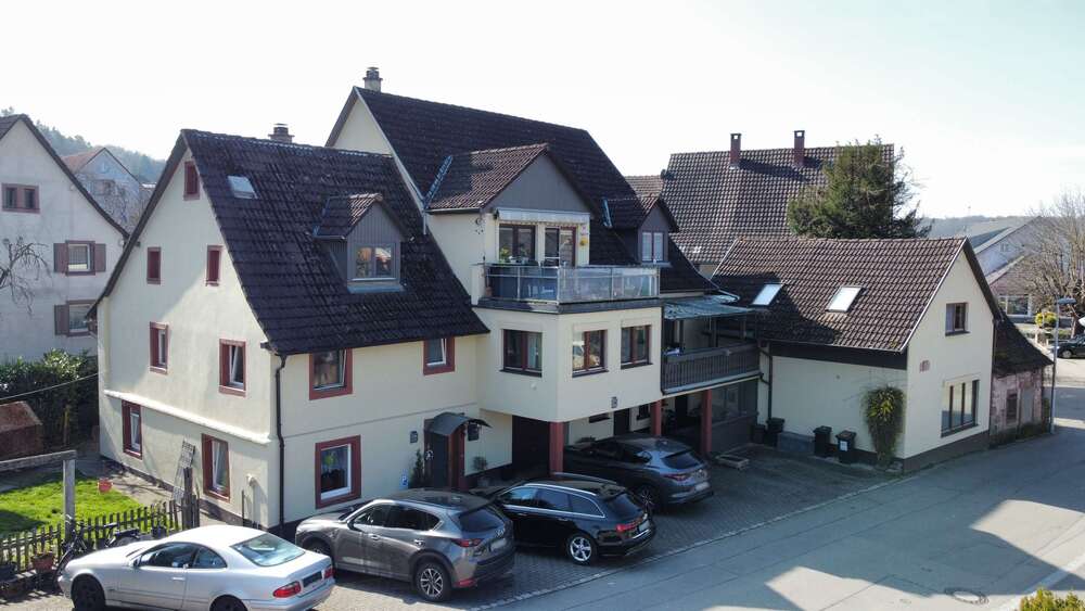 Thumbnail-Haus zum Kaufen in Kandern 520.000,00 € 377 m²