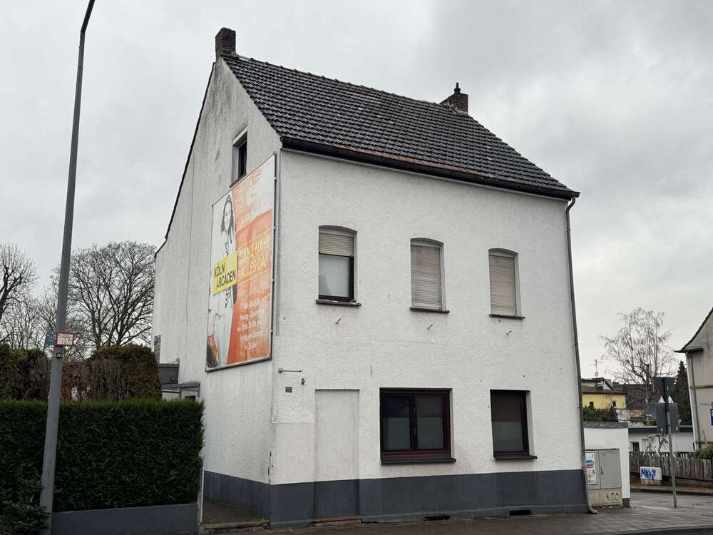 Thumbnail-Haus zum Kaufen in Köln 649.000,00 € 239 m²