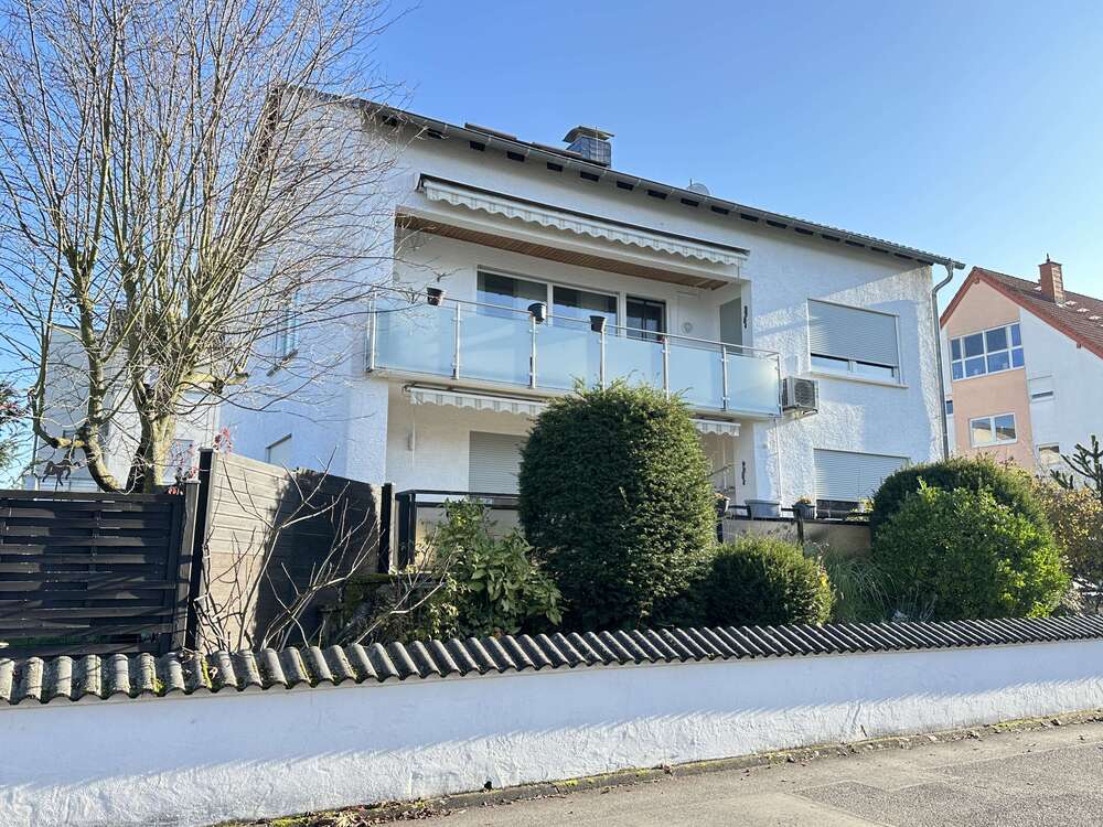 Thumbnail-Haus zum Kaufen in Hochheim am Main 825.000,00 € 215 m²