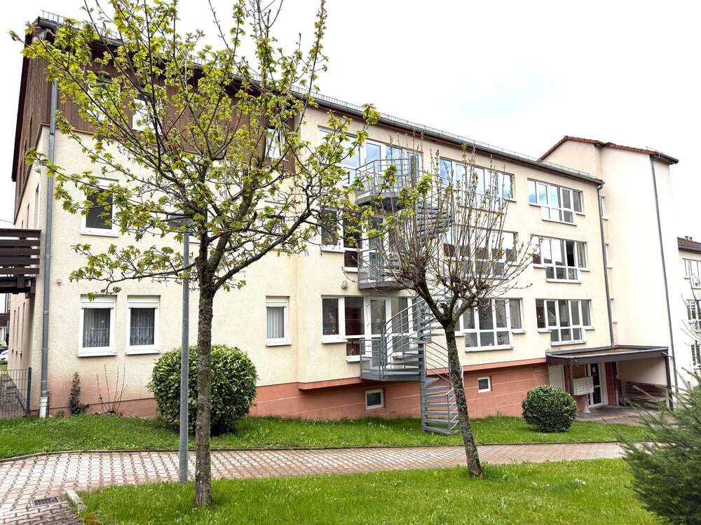 Thumbnail-Wohnung zum Kaufen in Dobel 129.000,00 € 47.76 m²