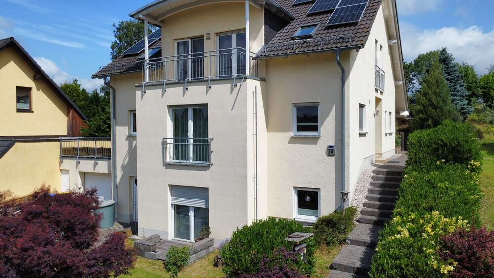 Thumbnail-Haus zum Kaufen in Chemnitz 580.000,00 € 273 m²