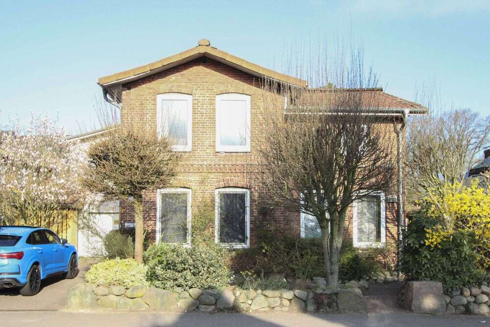 Thumbnail-Haus zum Kaufen in Kaltenkirchen 550.000,00 € 260.2 m²