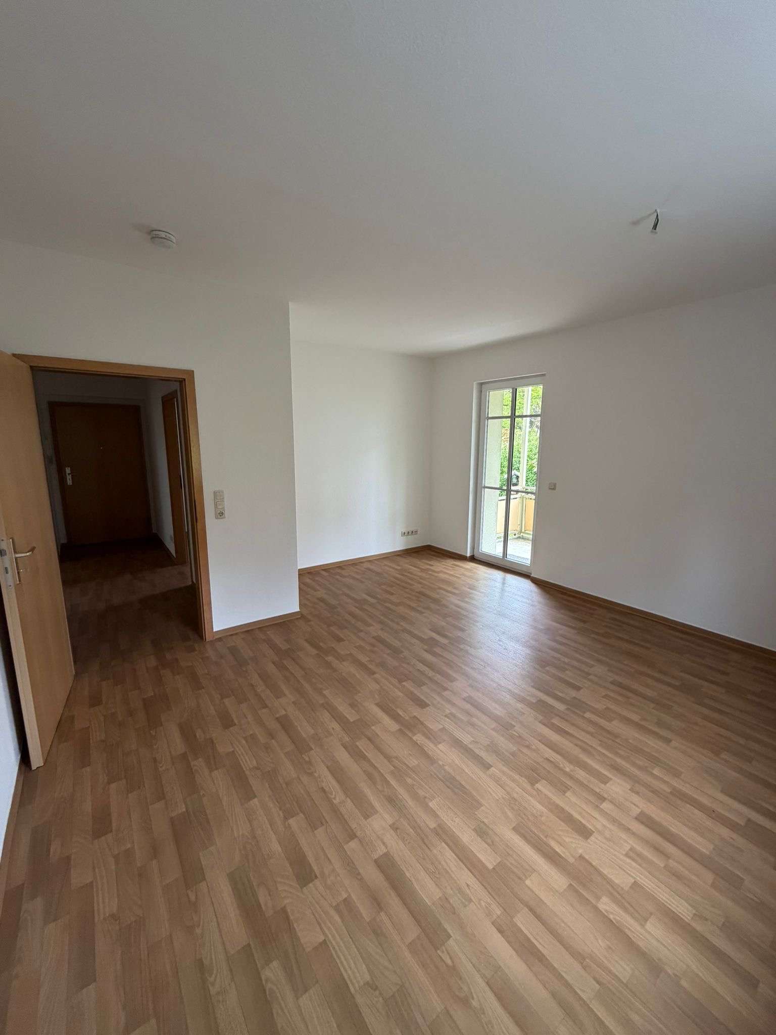 Thumbnail-Wohnung zum Mieten in Schwarzheide 507,45 € 67.66 m²
