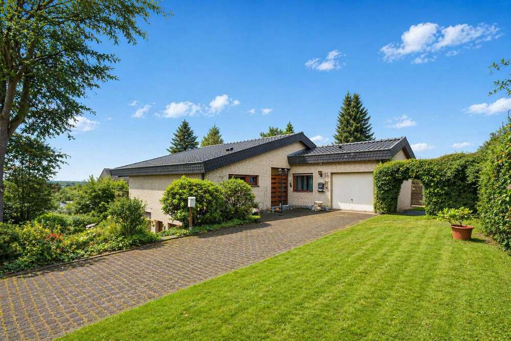 Thumbnail-Haus zum Kaufen in Siegburg 699.000,00 € 184 m²