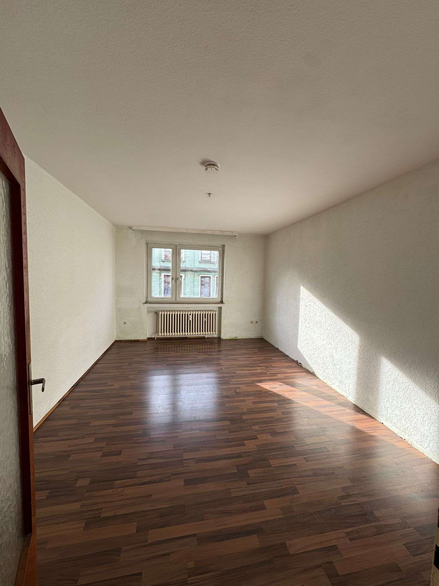 Thumbnail-Wohnung zum Mieten in Duisburg 270,00 € 29.95 m²