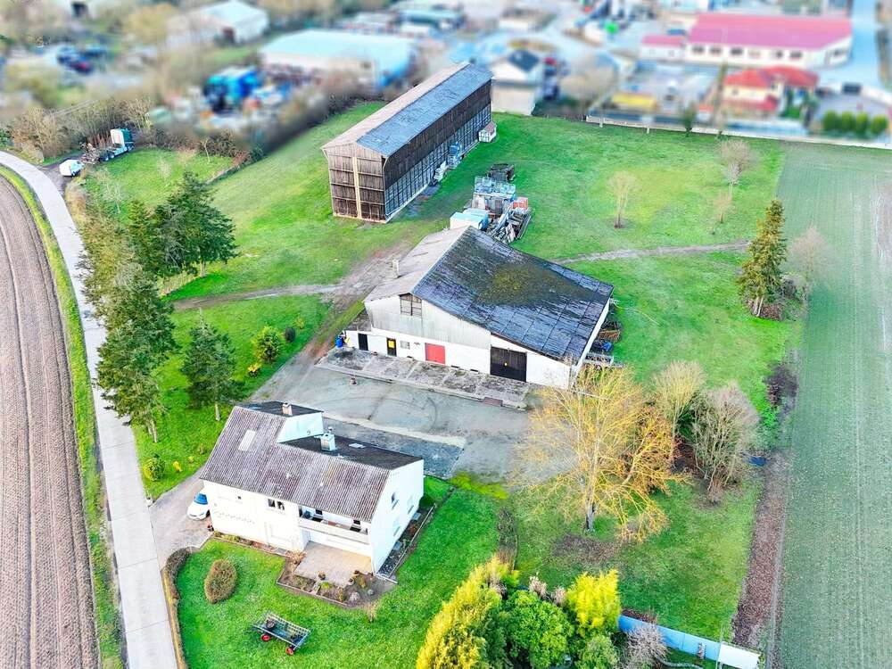 Thumbnail-Grundstück in Lingenfeld 695.000,00 € 11105 m²