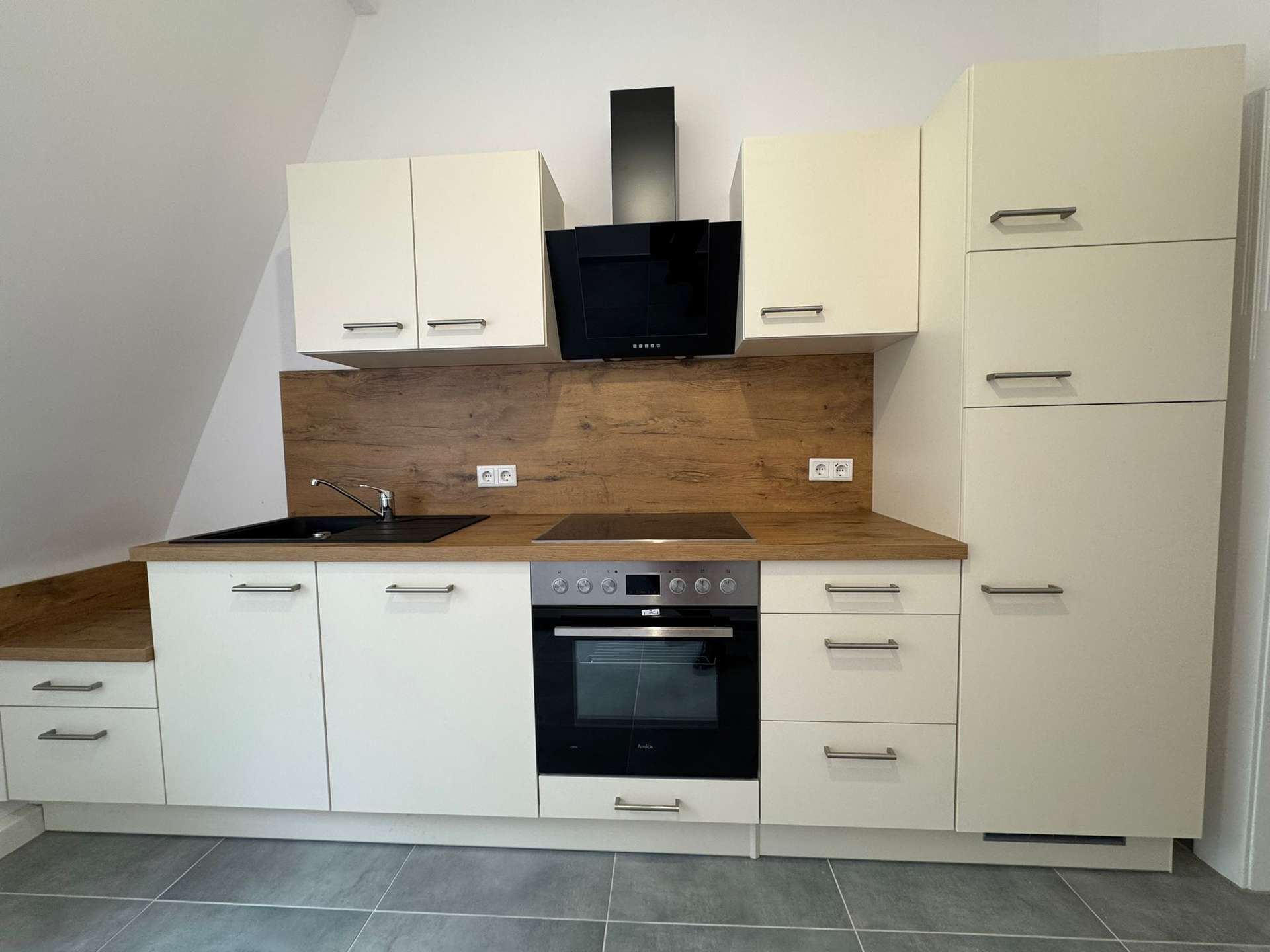 Thumbnail-Wohnung zum Mieten in Dresden 704,00 € 46.96 m²