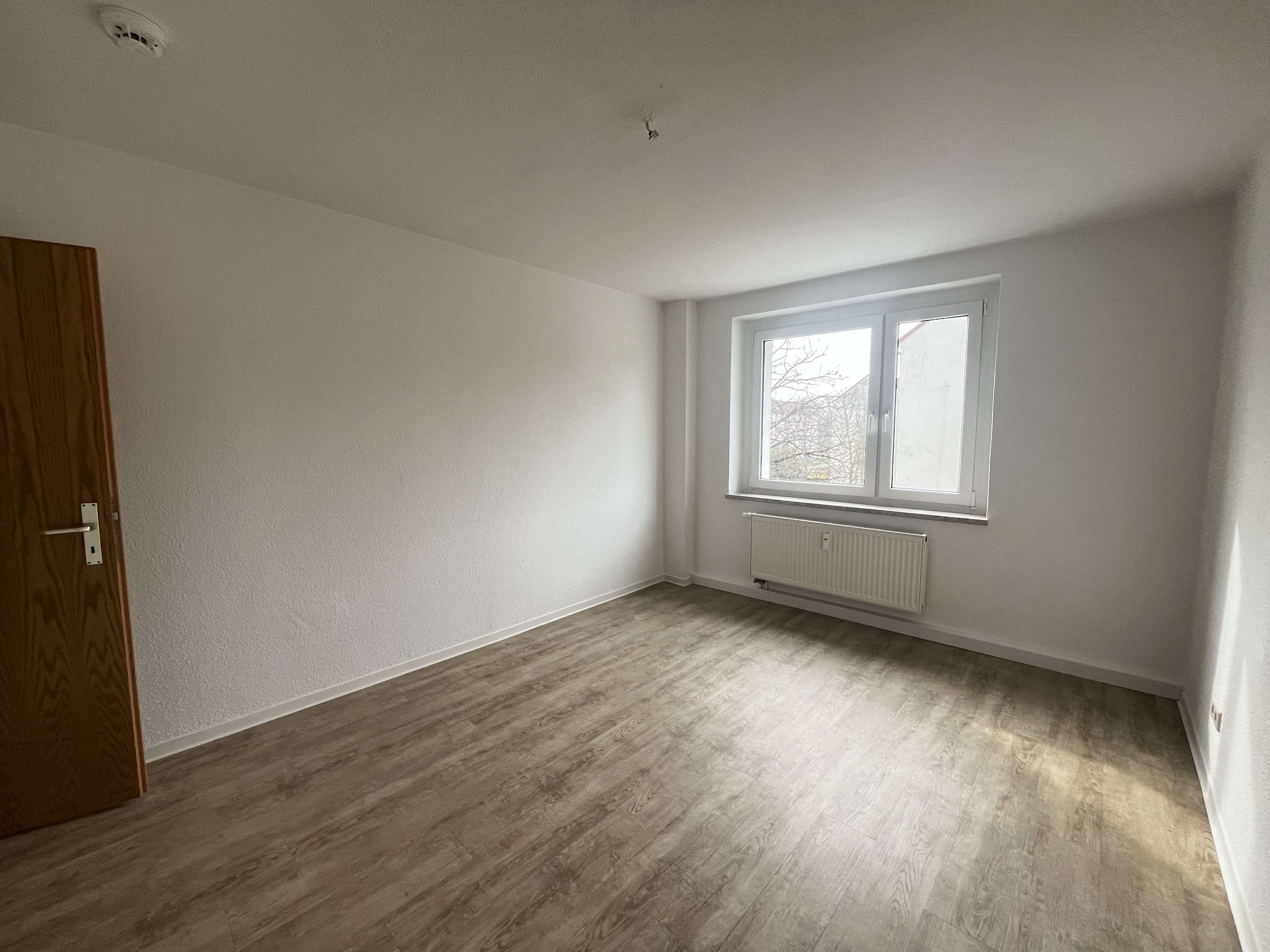 Thumbnail-Wohnung zum Mieten in Zwickau 325,00 € 55 m²