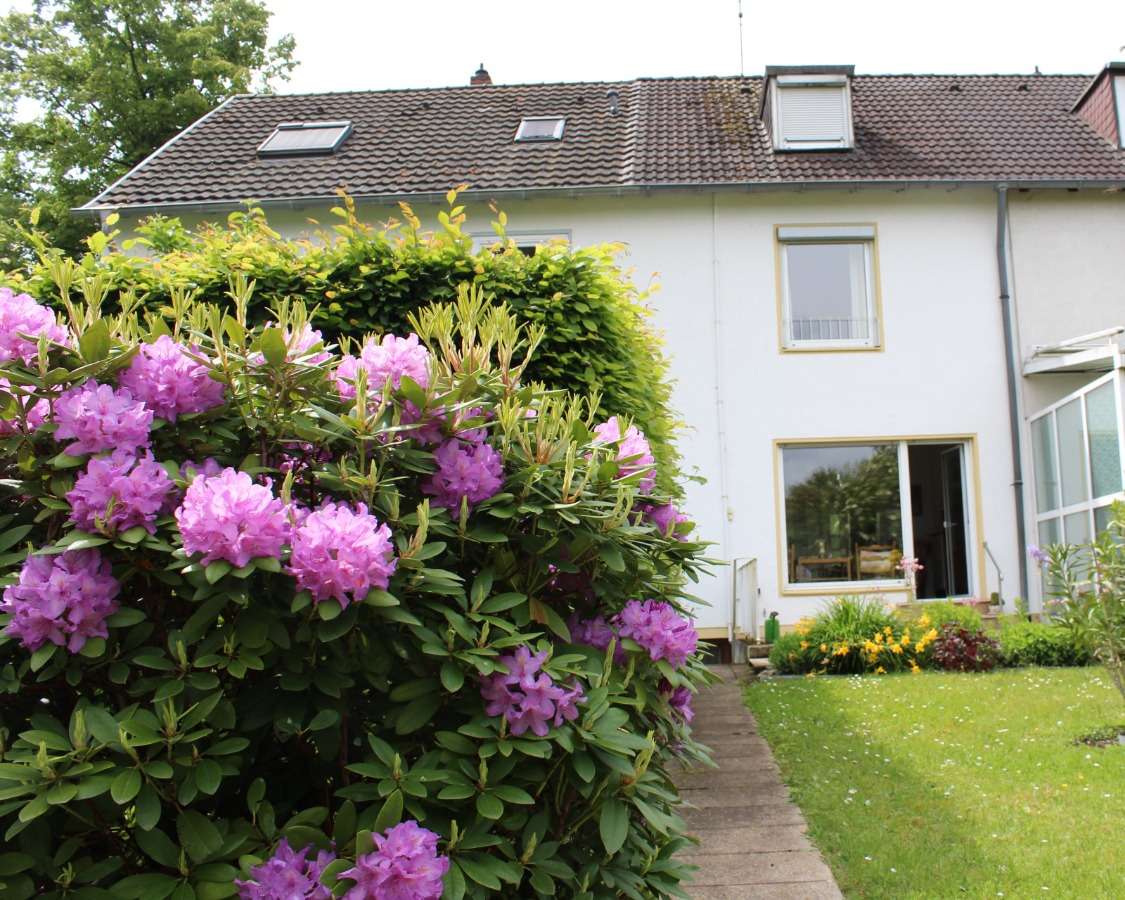 Thumbnail-Haus zum Kaufen in Düsseldorf 390.000,00 € 96 m²