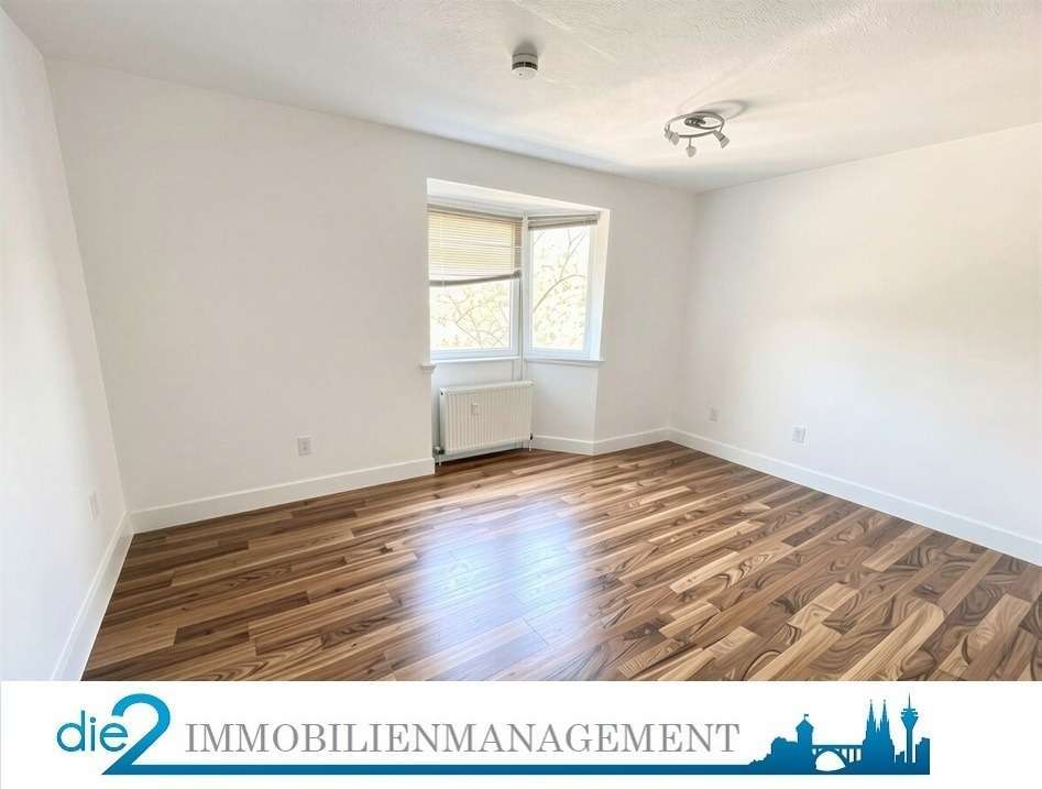 Thumbnail-Wohnung zum Kaufen in Düsseldorf 149.000,00 € 26 m²