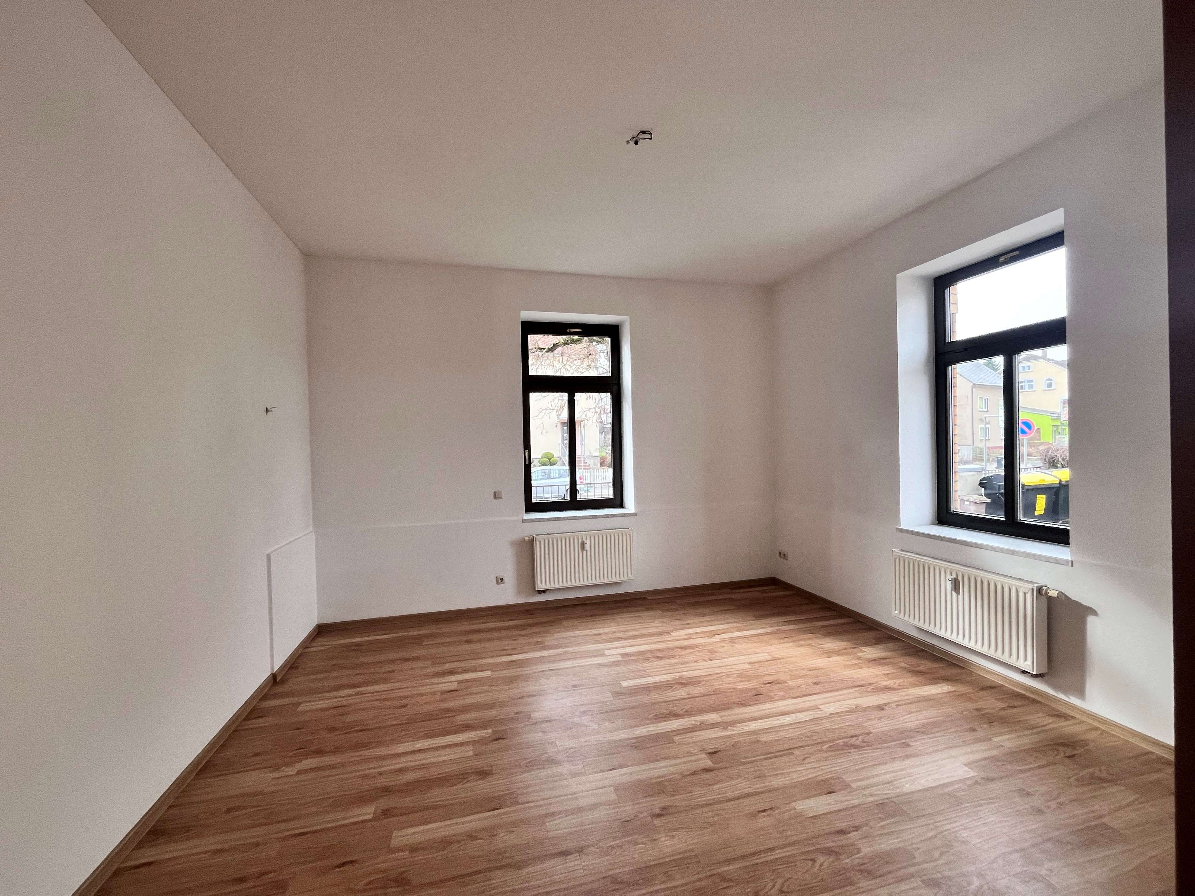 Thumbnail-Wohnung zum Mieten in Chemnitz 230,00 € 38.21 m²