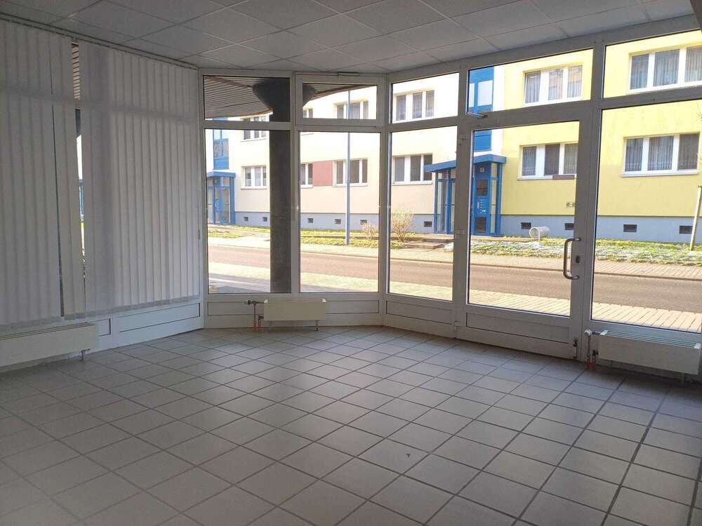 Thumbnail-Büro in Bitterfeld-Wolfen 1.814,25 € 295 m²
