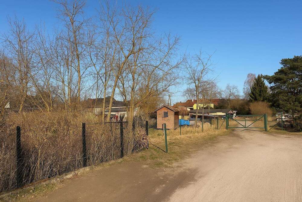 Thumbnail-Grundstück zu verkaufen in Bötzow 395.000,00 € 4540 m²