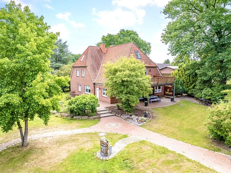 Thumbnail-Haus zum Kaufen in Garlstorf 1.149.000,00 € 410 m²