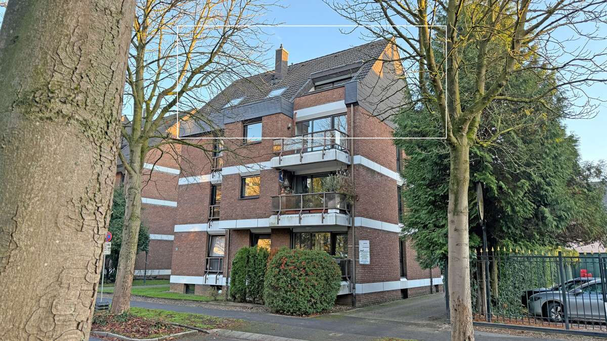 Thumbnail-Wohnung zum Kaufen in Krefeld 130.000,00 € 55.39 m²