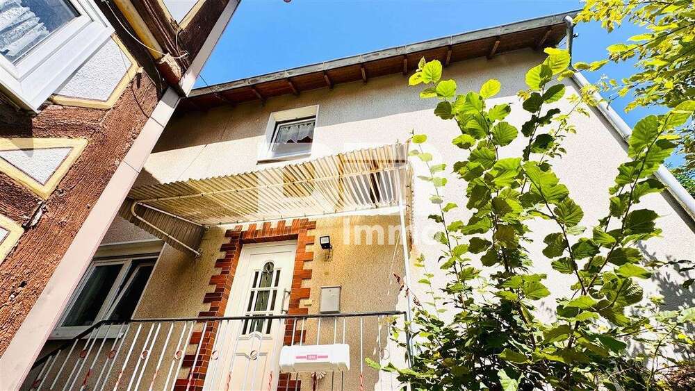 Thumbnail-Haus zum Kaufen in Nieste , Kr Kassel 99.000,00 € 206 m²