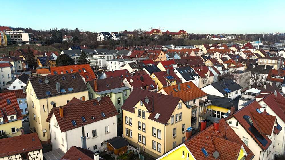 Thumbnail-Haus zum Kaufen in Stuttgart 699.000,00 € 291 m²