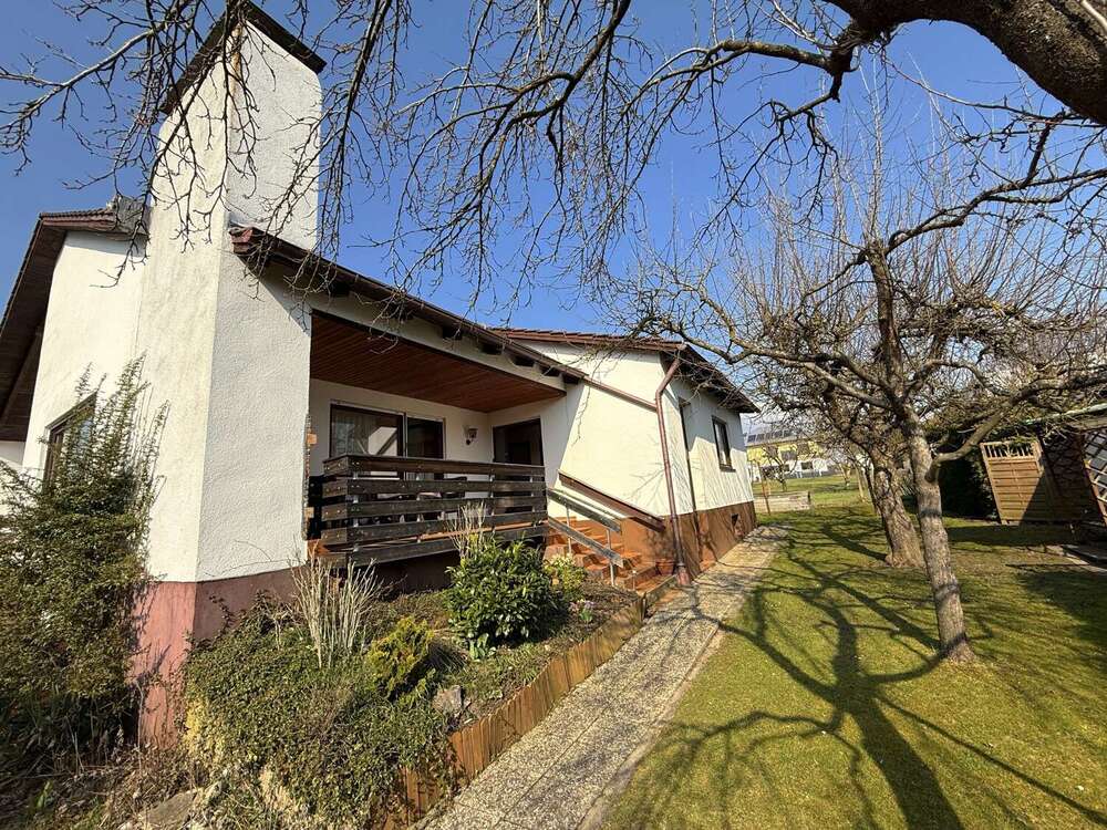 Thumbnail-Haus zum Kaufen in Osterhofen 345.000,00 € 150.32 m²