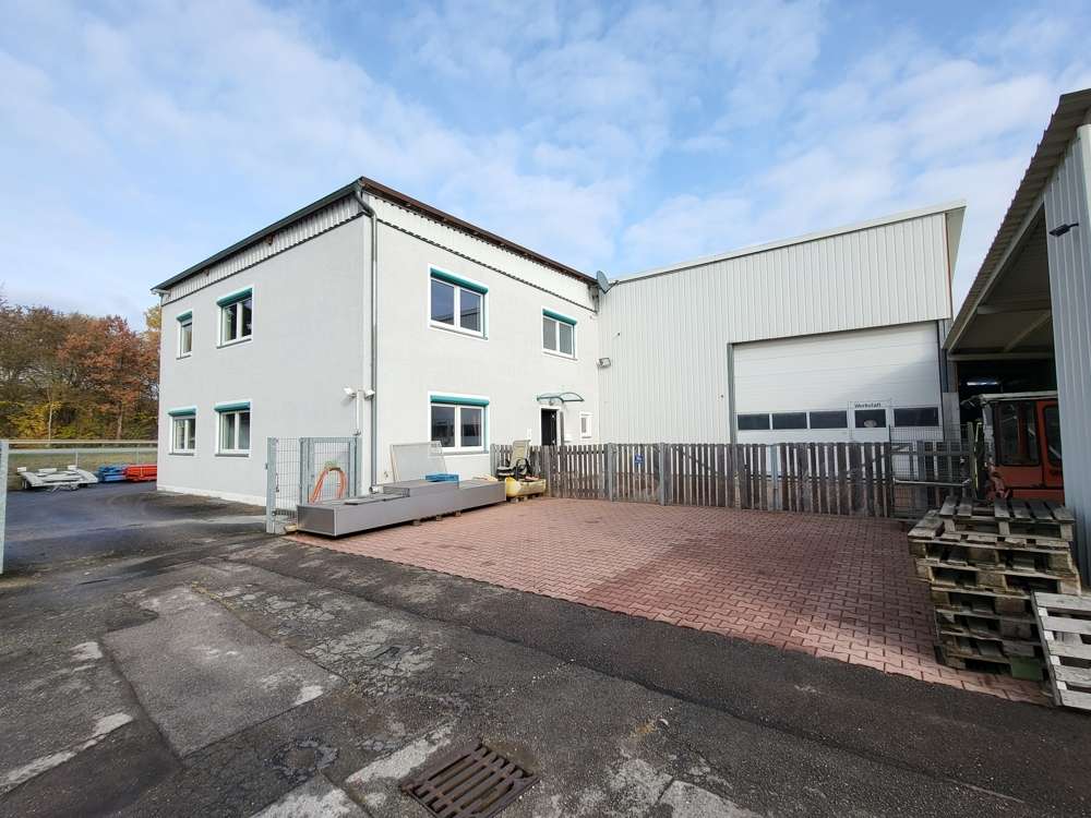 Thumbnail-Haus zum Kaufen in Saal an der Donau 590.000,00 € 185 m²