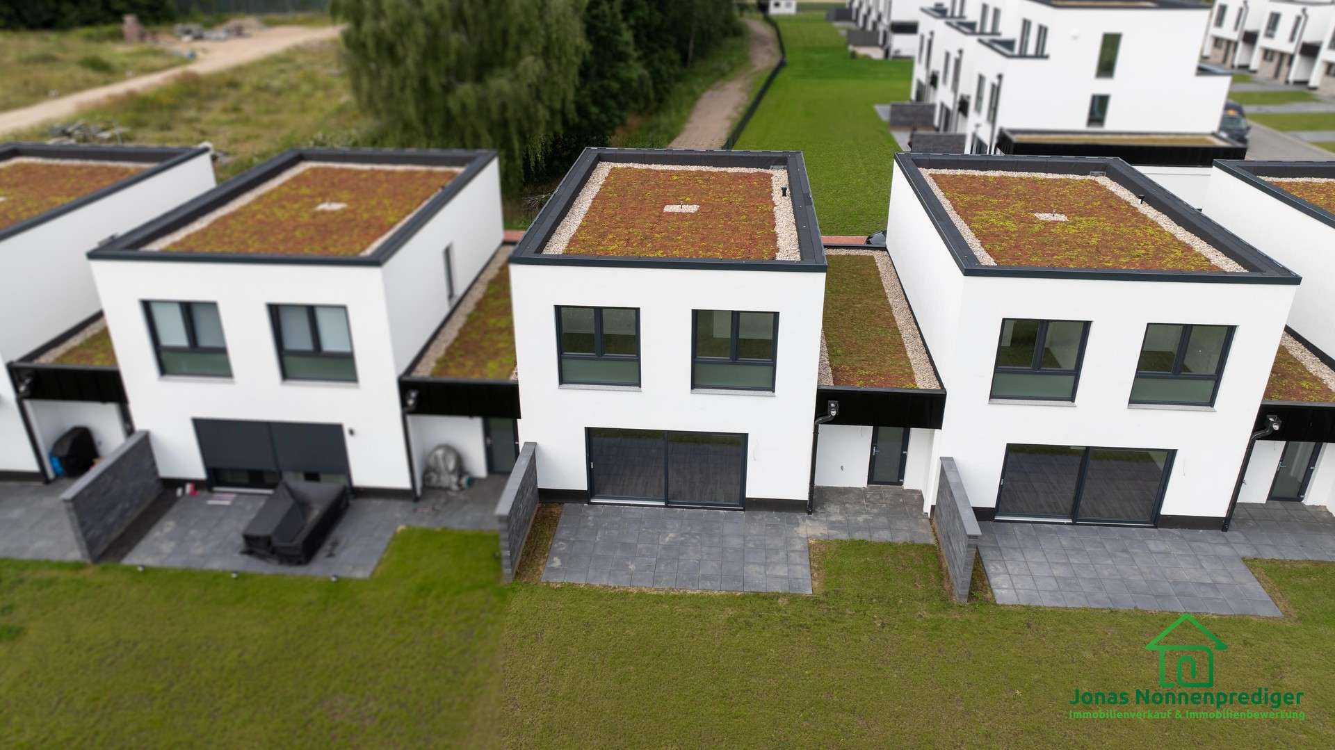Thumbnail-Haus zum Kaufen in Schwerin 470.000,00 € 104 m²