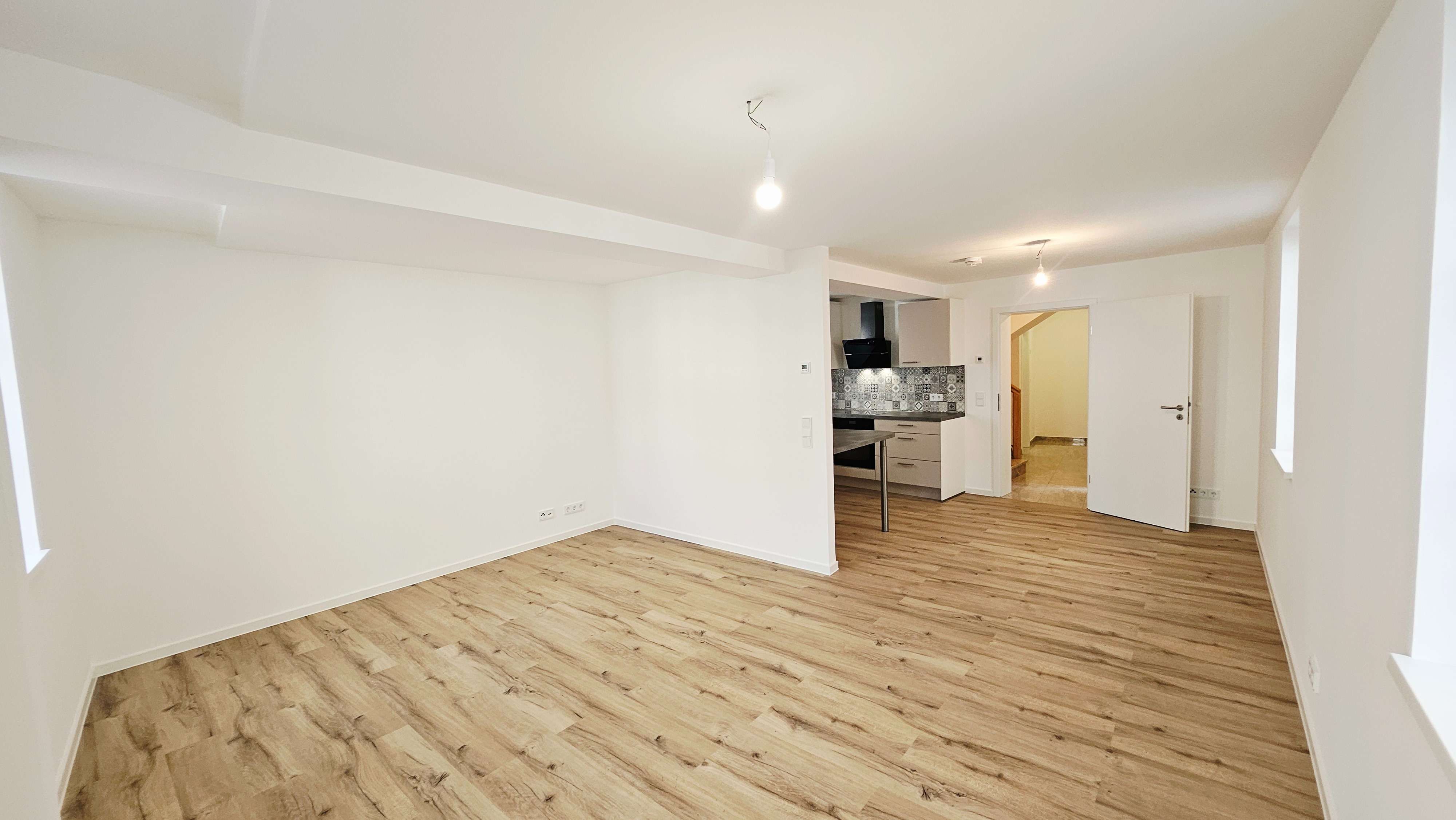 Thumbnail-Haus zum Mieten in Wiesbaden 1.980,00 € 110 m²