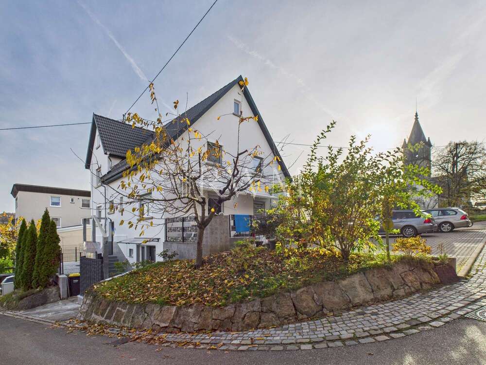 Thumbnail-Haus zum Kaufen in Reutlingen 699.000,00 € 198.79 m²
