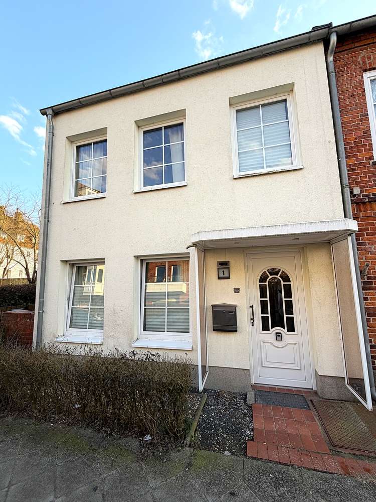 Thumbnail-Haus zum Kaufen in Lübeck 219.000,00 € 64 m²