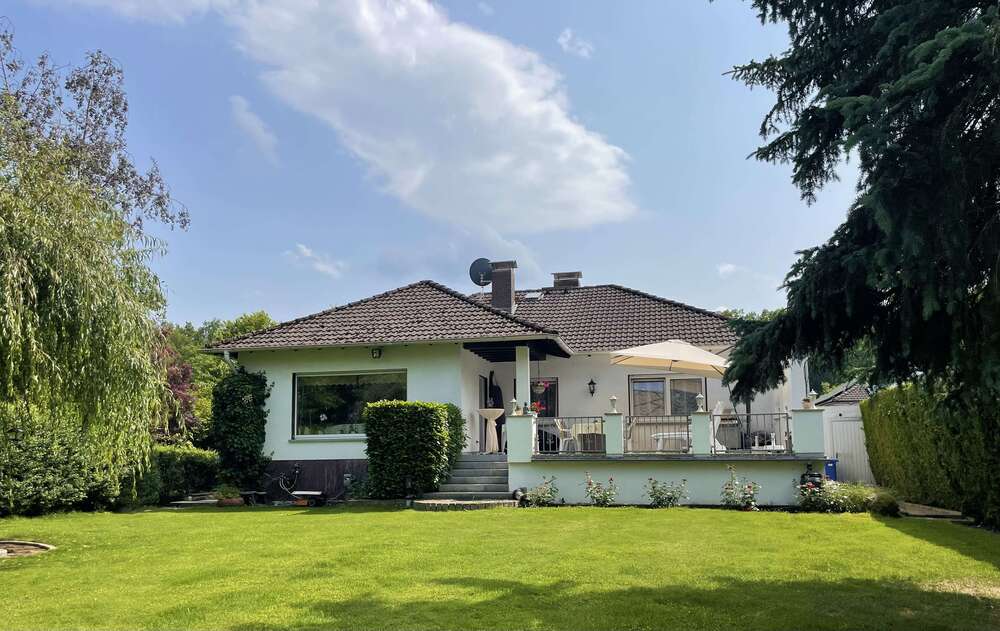 Thumbnail-Haus zum Kaufen in Altenstadt 690.000,00 € 180 m²