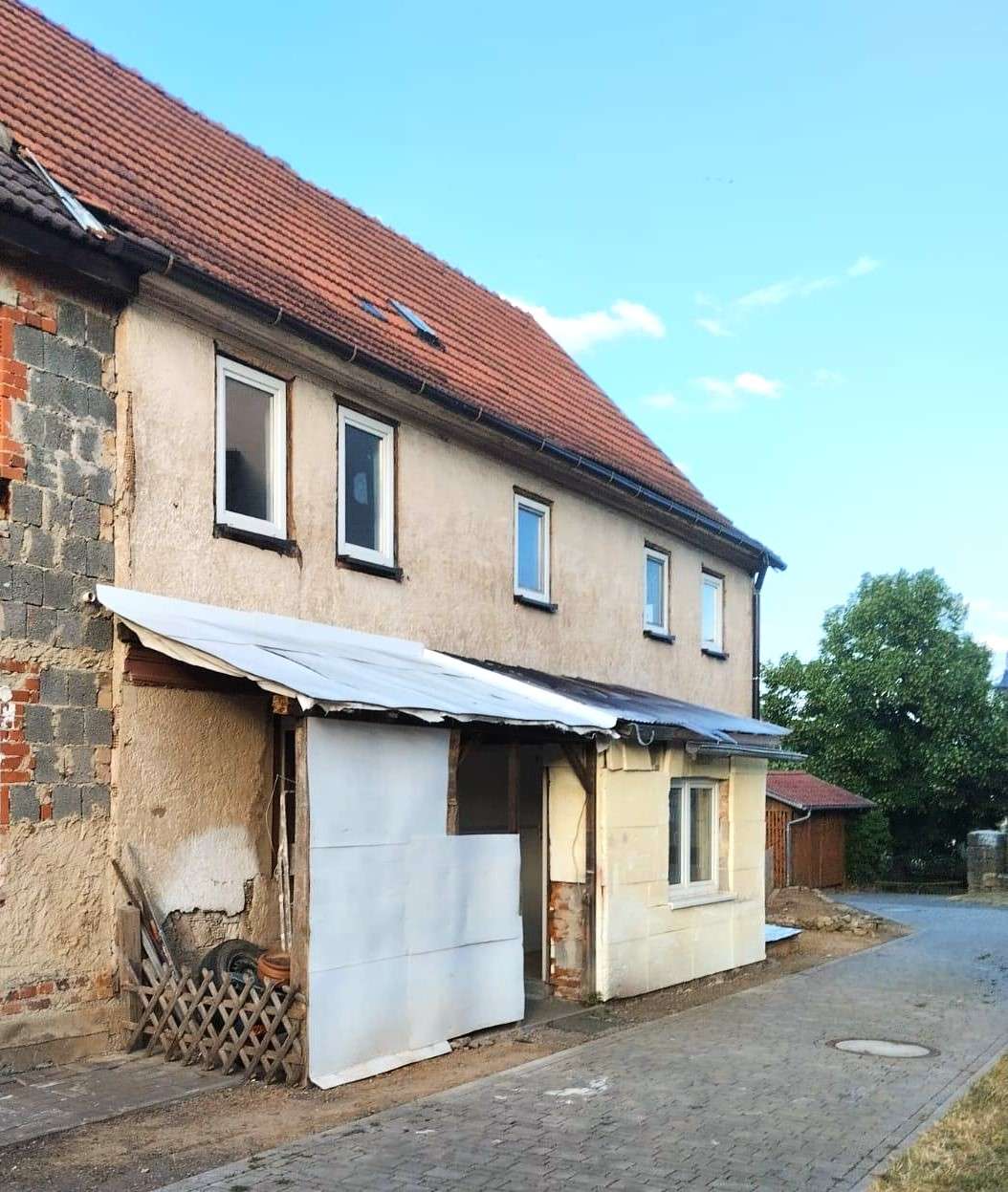 Thumbnail-Haus zum Kaufen in Ritschenhausen 83.000,00 € 174 m²