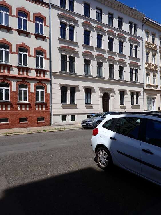 Thumbnail-Wohnung zum Kaufen in Leipzig 152.000,00 € 68.44 m²