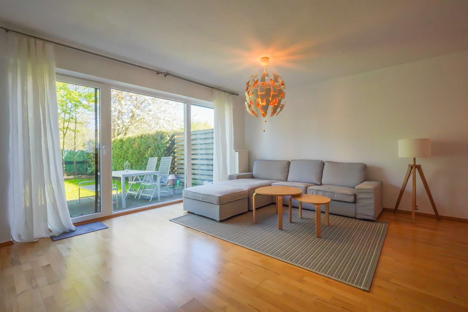 Thumbnail-Haus zum Mieten in Düsseldorf 3.000,00 € 142 m²