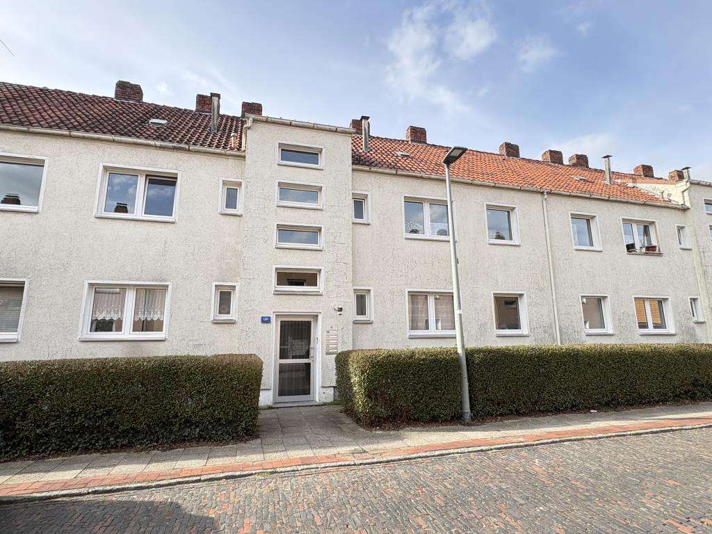 Thumbnail-Wohnung zum Mieten in Bremerhaven 409,00 € 51.76 m²
