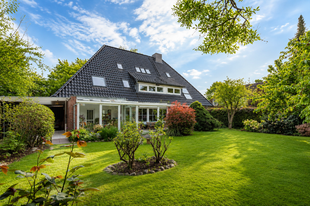 Thumbnail-Haus zum Kaufen in Hamburg 1.790.000,00 € 239 m²