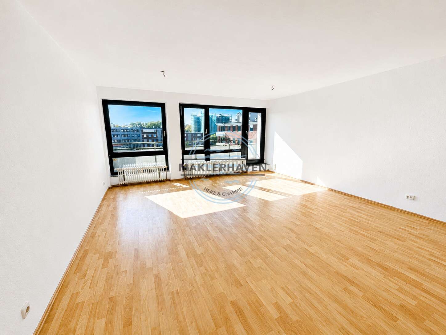 Thumbnail-Haus zum Kaufen in Wilhelmshaven 1.350.000,00 € 786 m²
