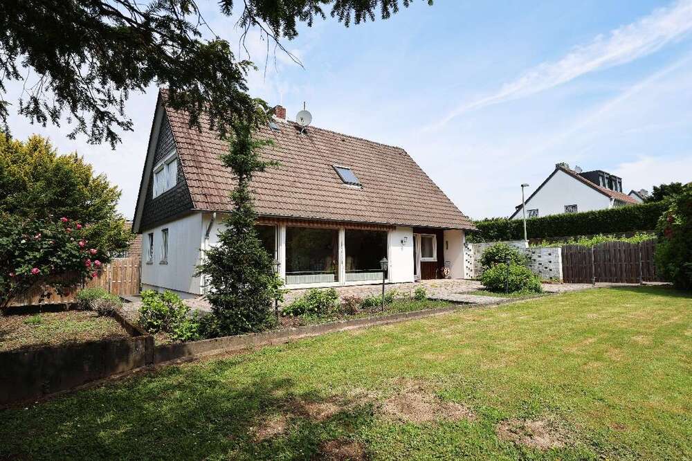 Thumbnail-Haus zum Kaufen in Burscheid 399.500,00 € 183 m²