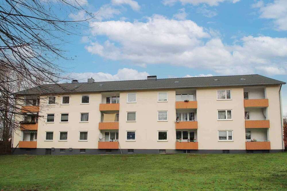 Thumbnail-Wohnung zum Kaufen in Lage 99.000,00 € 74.87 m²