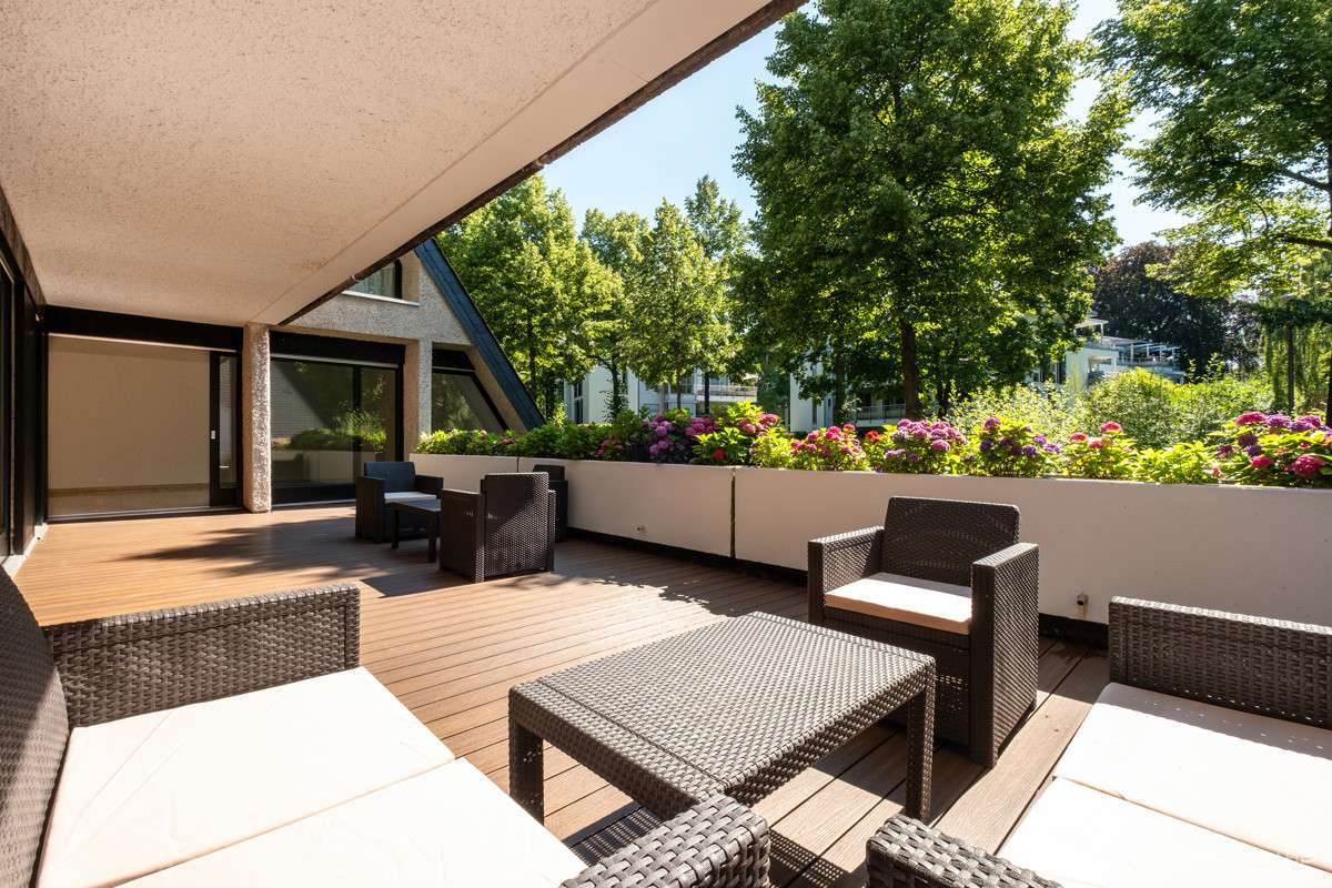 Thumbnail-Wohnung zum Kaufen in Köln Marienburg 950.000,00 € 187 m²
