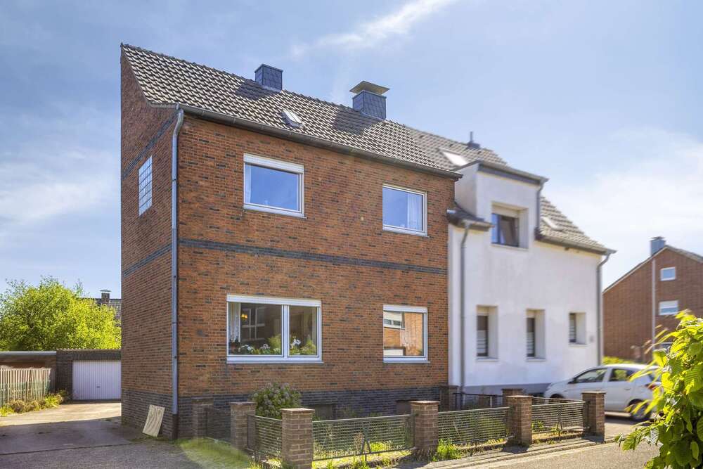 Thumbnail-Haus zum Kaufen in Emmerich am Rhein 279.000,00 € 144.98 m²