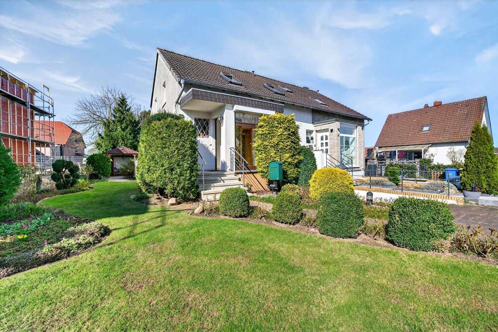 Thumbnail-Haus zum Kaufen in Braunschweig 298.000,00 € 97 m²