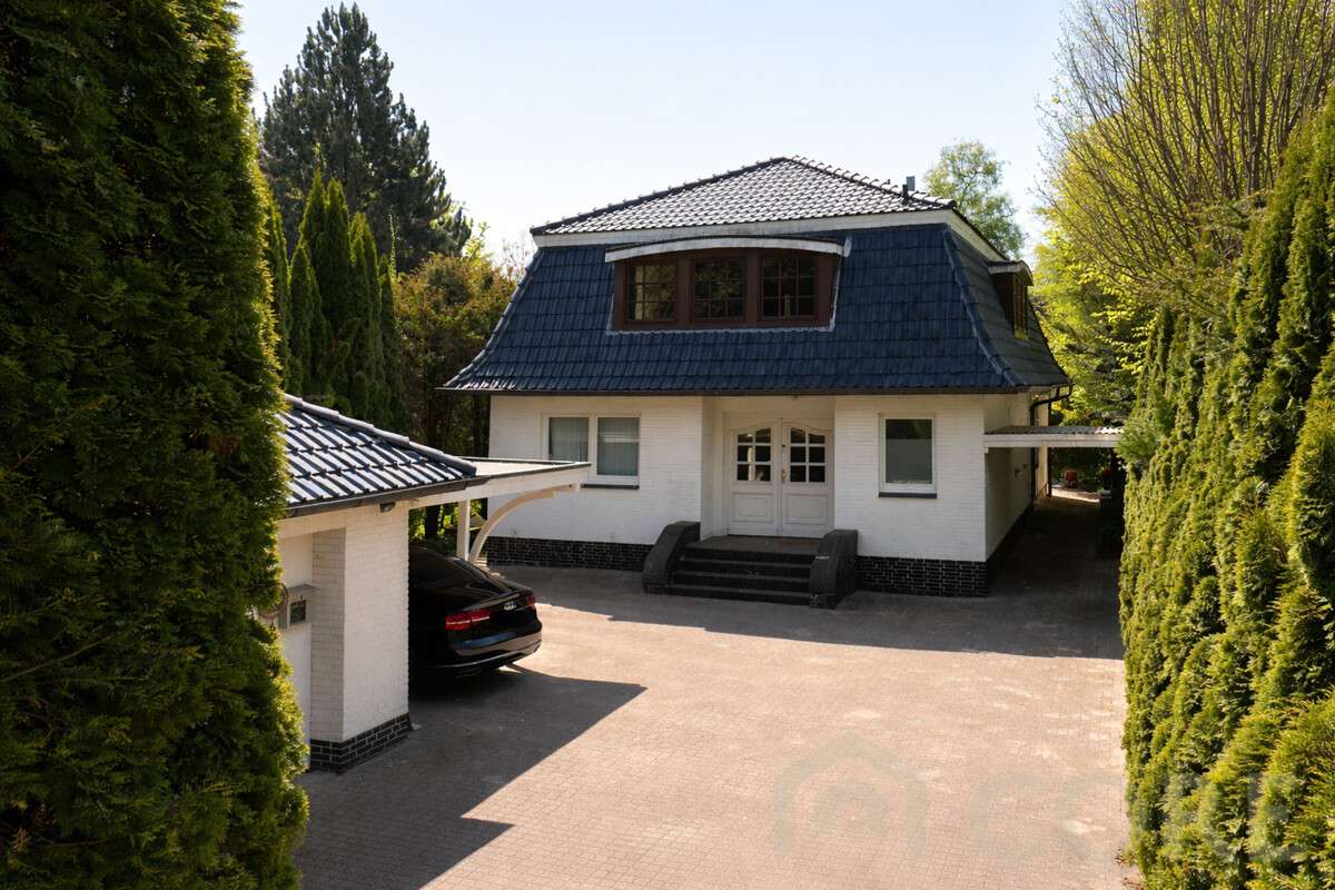 Thumbnail-Haus zum Kaufen in Hamburg 1.290.000,00 € 214 m²